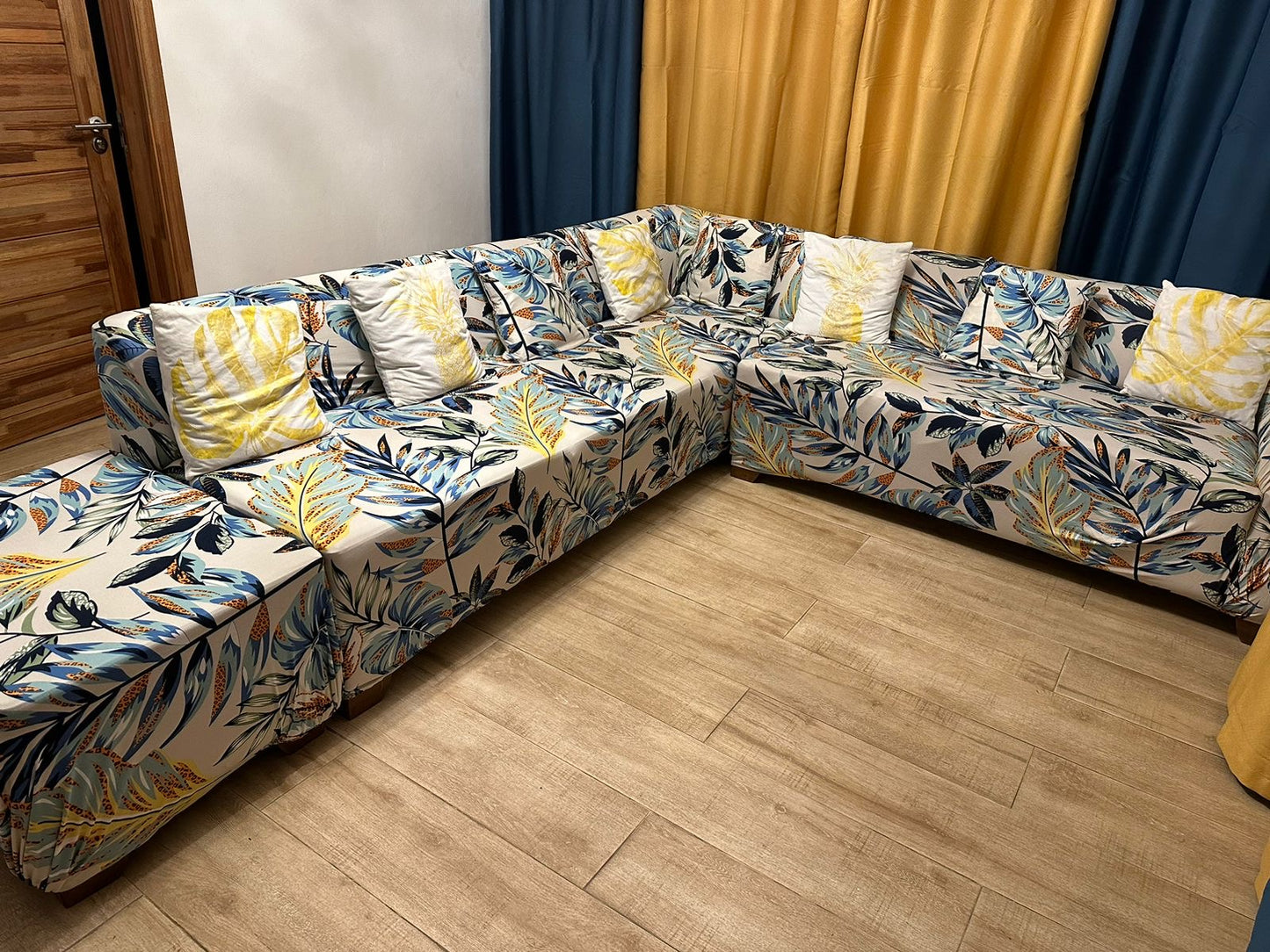 Sofa Cover - Colourful Nature